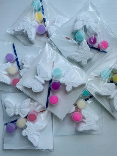 Custom DIY Paint Favors